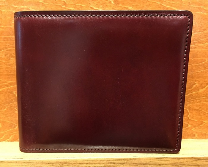 シェルコードバンジョンブル・ココマイスターの二つ折り財布