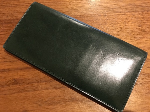 ココマイスターの長財布、プルキャラックカラブリア