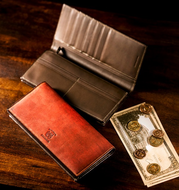 ココマイスターの長財布『ベテルギウスオリオンウォレット』